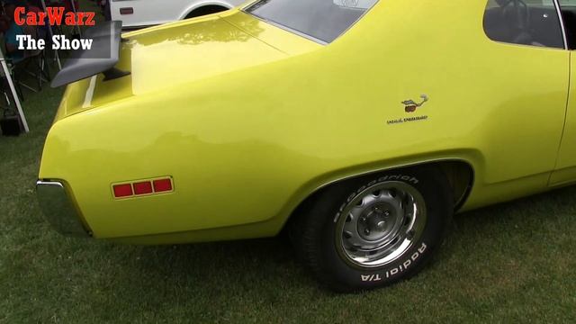 1971 Plymouth Roadrunner At Cruise The Park 2023 смотреть онлайн
