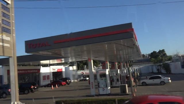 00104 Jadąc na Haiti poprzez Dominikanę za około 600 USD warto zatrzymać się w San Domingo смотреть онлайн