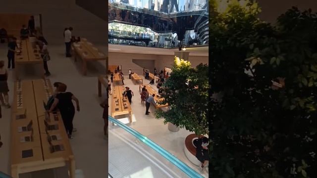 #applestore Manhattan New York City Apple Store,Fifth Avenue NewYork #fifthavenue #apple смотреть онлайн