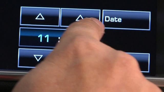 Range Rover Evoque - Change and Set the Time смотреть онлайн