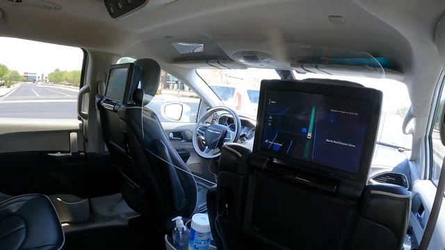 Autonomous Taxi Pickup, Waymo at Walmart, 3460 W Chandler Blvd, Chandler, Arizona, 22 June GX011779 смотреть онлайн