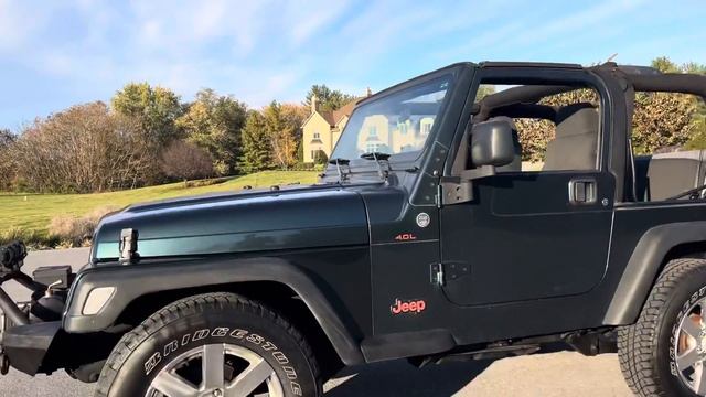 2006 Jeep Wrangler TJ Walk Around And Engine Idle