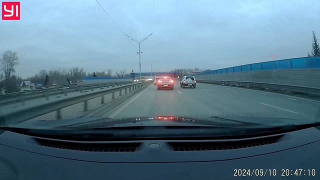 голубой на голубом смотреть онлайн