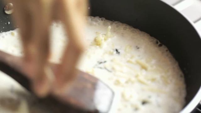 Lobster Mac N Cheese - Indigo Deli смотреть онлайн