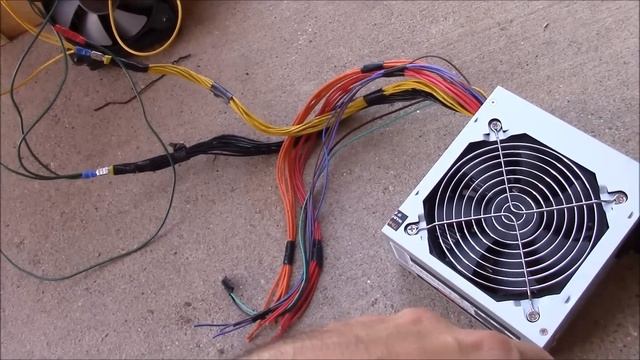 Liquid Cooled Peltier (TEC) Refrigerator - Part 4 смотреть онлайн