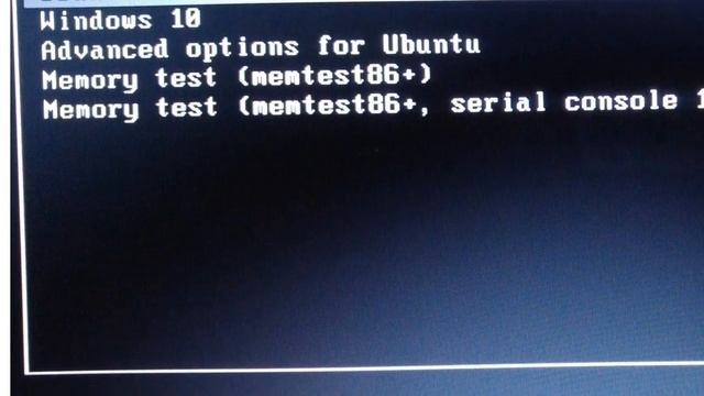 Ubuntu: Grub is black/white , but I want my old Grub back :) смотреть онлайн