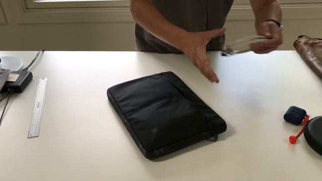 Griffon Industries GI Cube 13 inch laptop case смотреть онлайн