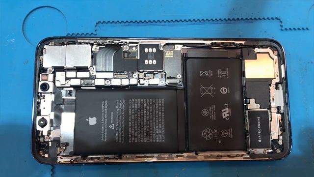 Restore iPhone XS Max to iPhone 13pro max 📱📲#naztech #nazytechy#iphone смотреть онлайн