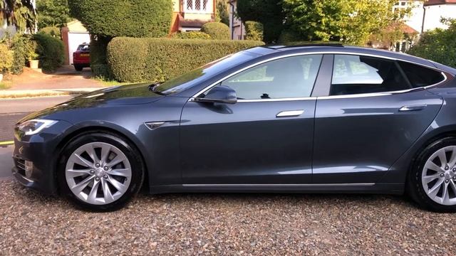 Tesla Model S 90D