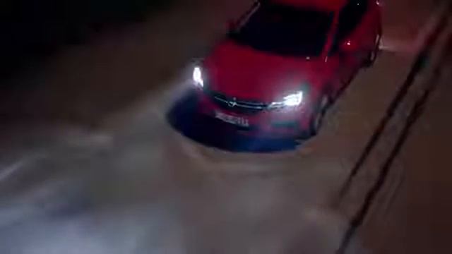 Vedere ed essere visti fari IntelliLux LED® Matrix della #NuovaAstra смотреть онлайн