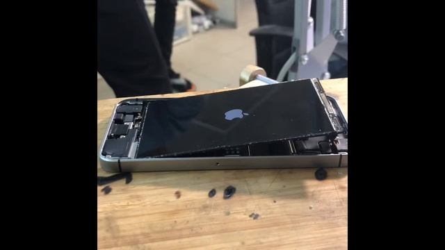 iPhone замена стекла смотреть онлайн