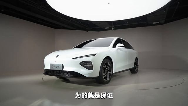 实拍荣威D7 EV：不夸张激进也不保守的设计才最难