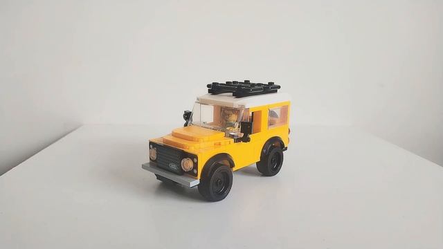 LEGO Creator Land Rover Classic Defender Review and Comparison! смотреть онлайн
