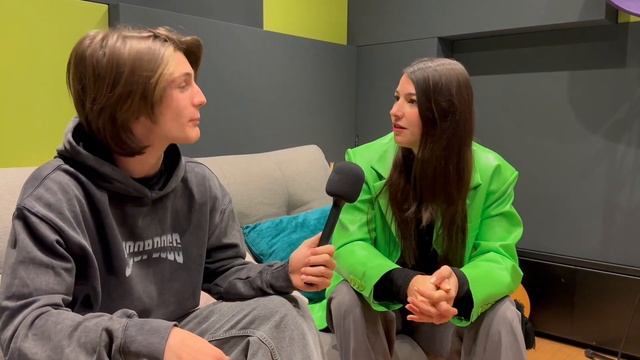 Ginevra Lamborghini intervistata dai ragazzi della genZ di Teen Social Radio смотреть онлайн