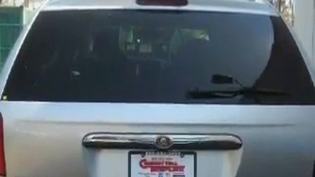 Pre-Owned 2006 Chrysler Town & Williamstown NJ
