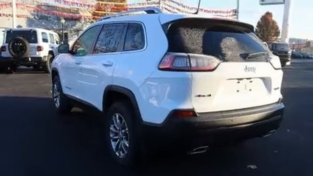 2021 Jeep Cherokee LATITUDE LUX 4X4 смотреть онлайн
