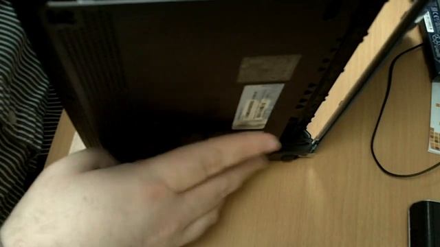 How to Open or Upgrade An Acer Aspire One смотреть онлайн