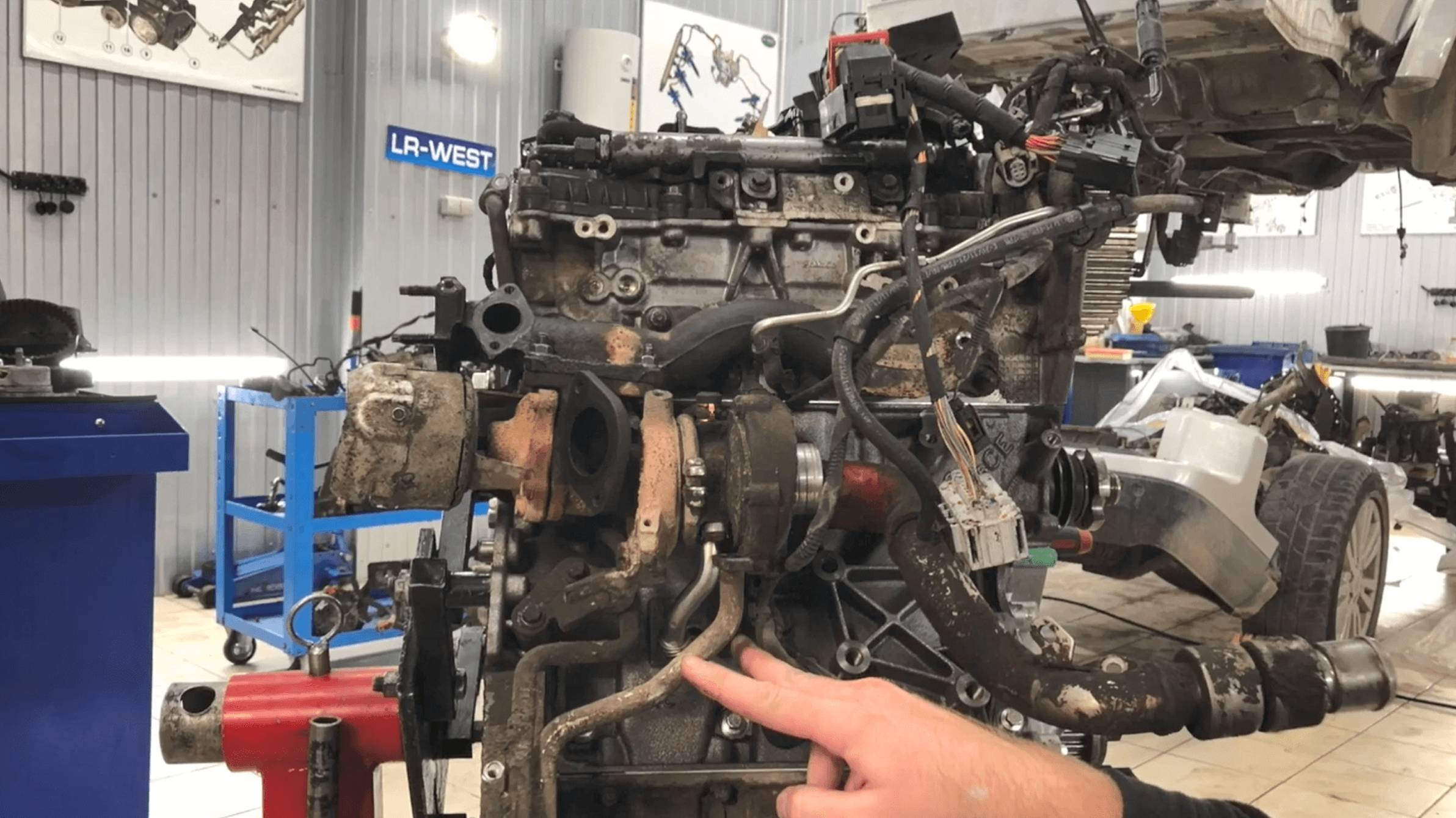 Как работает система турбонаддува 3.0 TDV6 Land Rover. Принцип работы смотреть онлайн