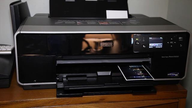 Epson Stylus Photo R3000 - Initial Commentary смотреть онлайн