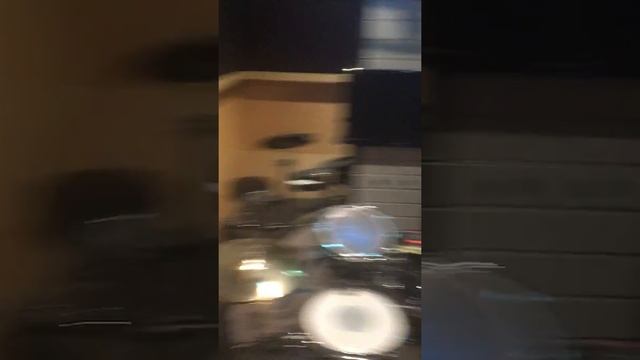 Playing around at Vic’s Drum Shop смотреть онлайн