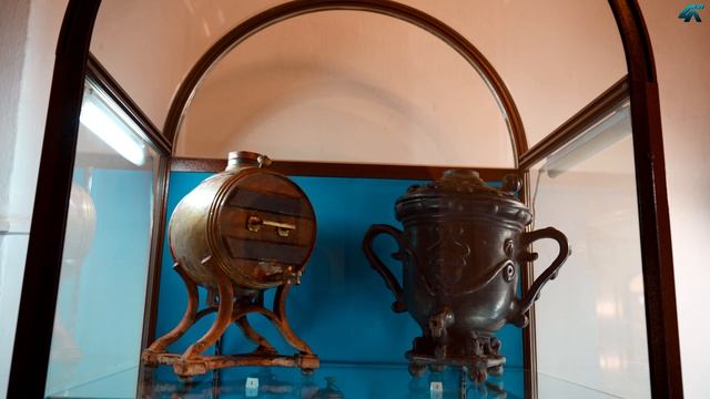 Ростовский кремль. Здесь снимали фильм "Иван Васильевич меняет профессию" и многие другие. смотреть онлайн