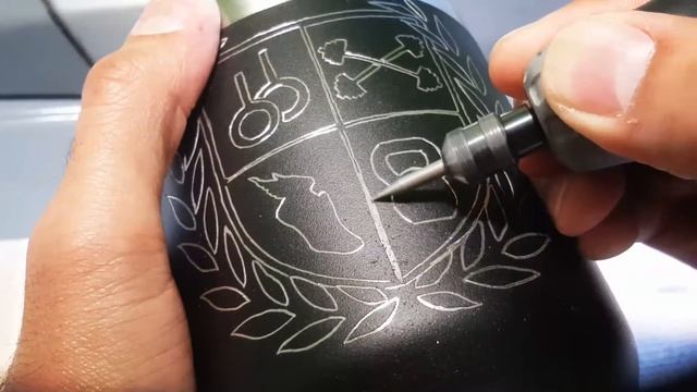 Dremel engraving a Yeti stainless steel black смотреть онлайн