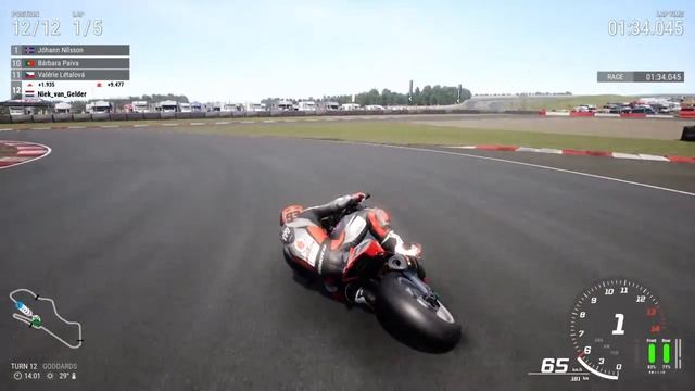 Het F1-thema aanhouden met de Vodafone kleuren | Ride 4 - Career Mode Deel 78: Pro 1000 Championshi смотреть онлайн