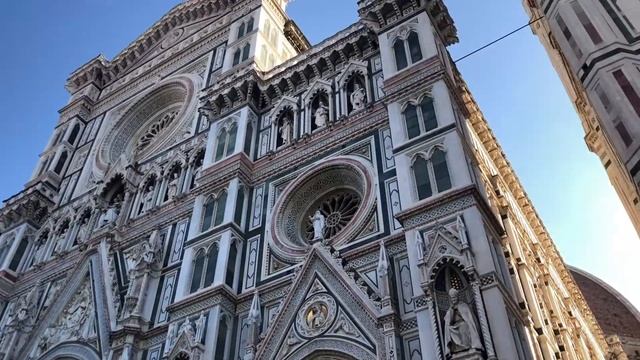 Alcune delle Piazze più Belle del centro storico di Firenze смотреть онлайн