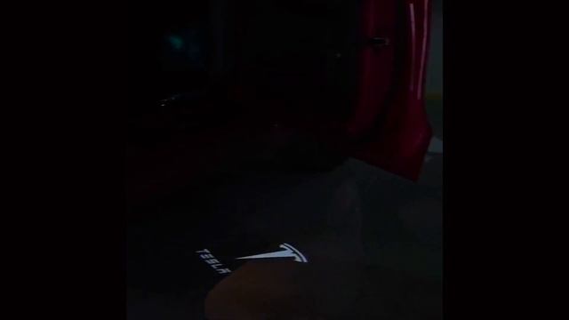 LED Car Door Logo Lights Projector for Tesla смотреть онлайн