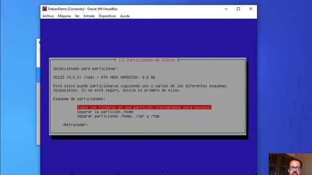 Instalando Debian en maquina virtual [VIRTUALBOX] PARTE 1 смотреть онлайн