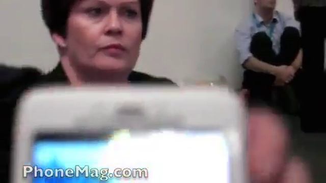 Android phone non-touchscreen hands-on powered by ARM смотреть онлайн