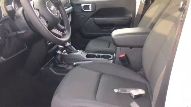 2019 Jeep Wrangler Sport 2.0 Turbo смотреть онлайн