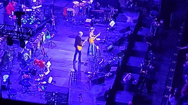 Sheryl Crow - Everyday Is A Winding Road (Live at Bridgestone Arena, Nashville, TN, 03/20/23) смотреть онлайн