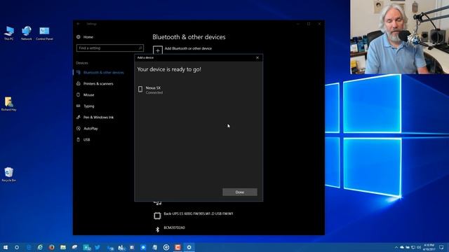 Windows 10 Creators Update Dynamic Lock смотреть онлайн