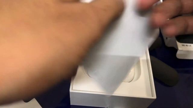 Apple AirPods Pro with MagSafe Charging Case and Silicone Case Unboxing смотреть онлайн