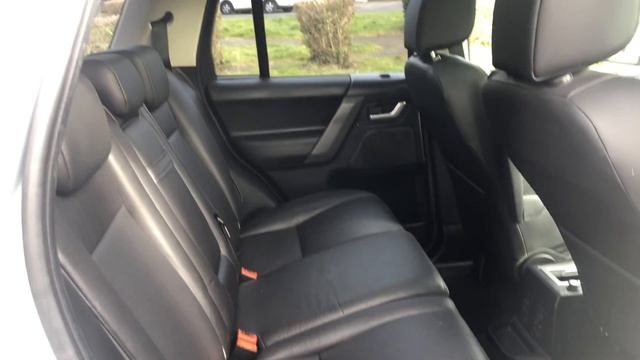 LANDER ROVER FREELANDER 2 2.2 TD4 HSE AUTO 4WD AUTO (TOP SPEC) смотреть онлайн