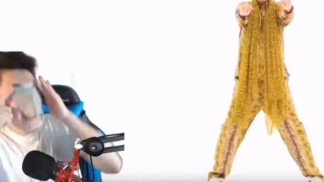 PPAP PEN PINEAPPLE APPLE PEN REACTION!!! копия смотреть онлайн