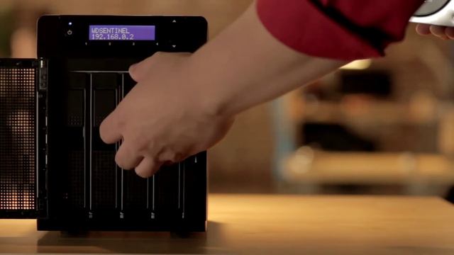 WD Sentinel DX4000 смотреть онлайн