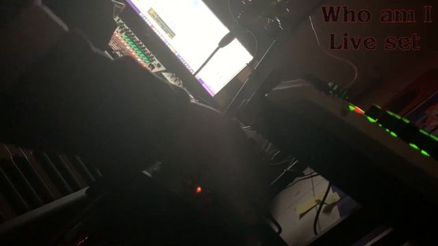 Who am I - Live set смотреть онлайн