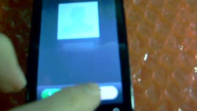 Crazy Skype 2.5.0.108 on Motorola Defy (android 2.1.1) смотреть онлайн