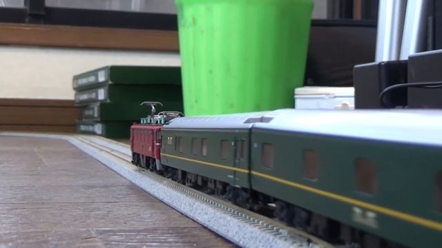 今日の鉄道模型ｼﾘｰｽﾞ#101・KATO・DD51 後期 耐寒形 北斗星+E26系ｶｼｵﾍﾟｱ/KATO・ED79+24系ﾄﾜｲﾗｲﾄｴｸｽﾌﾟﾚｽ смотреть онлайн