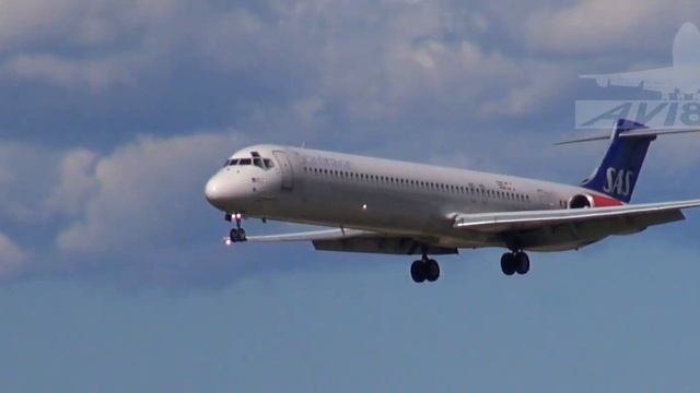 LN-ROP Scandinavian airlines (SAS) McDonnell Douglas MD-82 at ESSA/ARN (Stockholm-Arlanda airport) смотреть онлайн