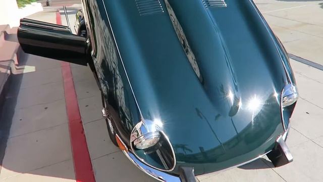 1974 Jaguar E-Type SIII 2dr Roadster смотреть онлайн