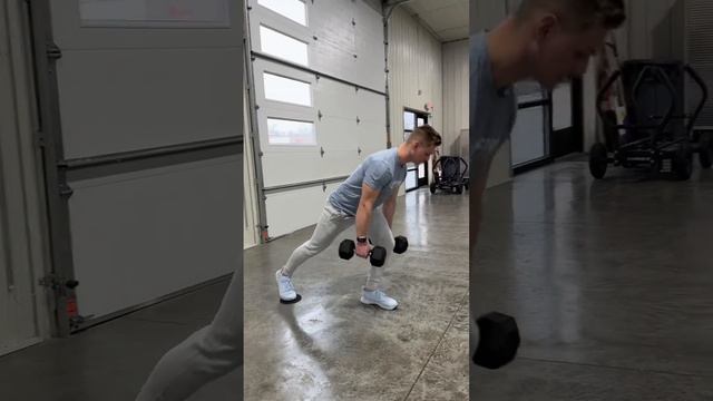 Dual DB Slide Pad Skater Squat смотреть онлайн