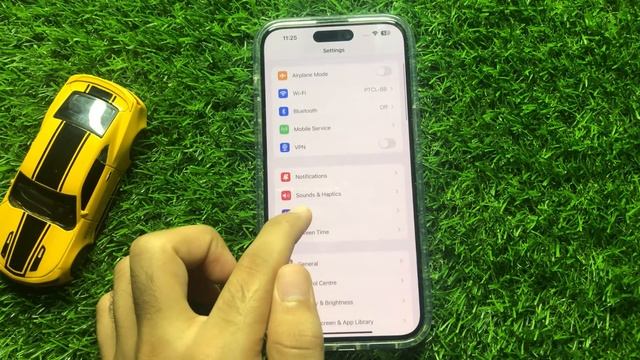 iPhone 15 / Plus / Pro Enable/Disable Use Apple Pay To Make Online Payments смотреть онлайн