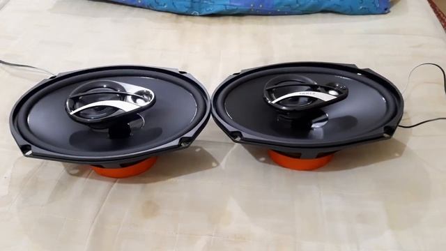 Hertz DCX 710.3 #audiofreaks #hertz #speaker #sound #testing #video #viral смотреть онлайн