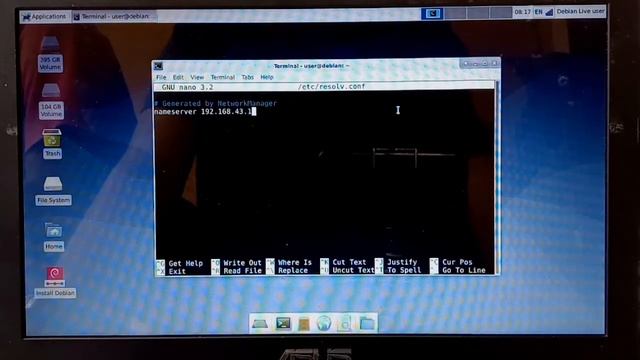 Membangun DNS server dan WEB server pada debian buster 10.0.2 live CD смотреть онлайн