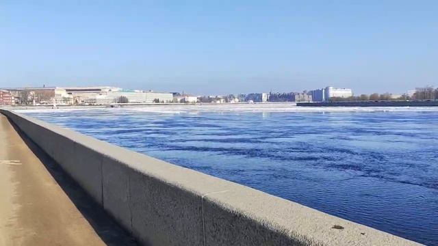 Лёд на Неве смотреть онлайн