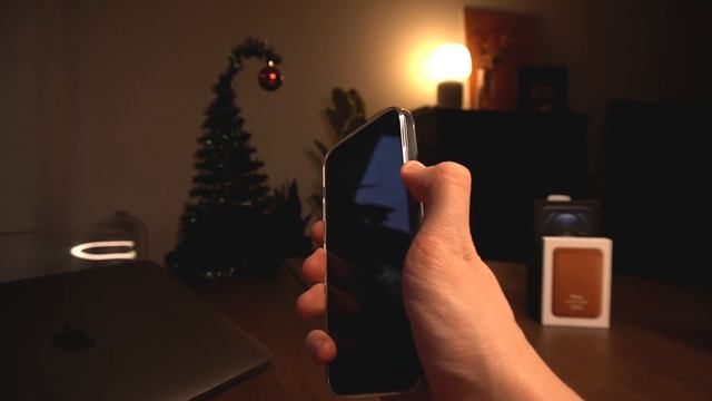 Apple iPhone 12 (Pro) Clear Case Review смотреть онлайн