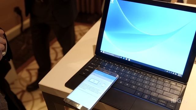 Hands on with the Galaxy TabPro S, Samsung's Surface competitor смотреть онлайн
